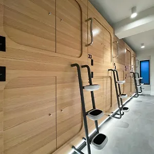 Airone Capsule Capsule hotel
